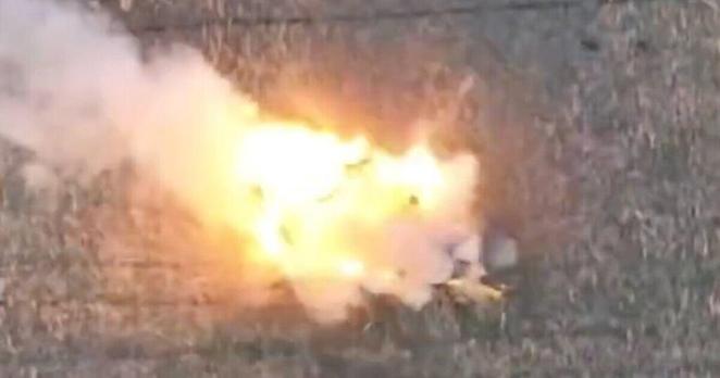 兵士がウクライナの虐殺都市への襲撃を拒否し、ロシア軍は大混乱