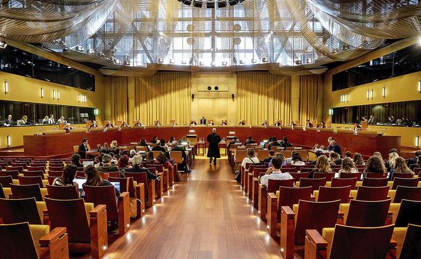 Avala ante el Tribunal de Luxemburgo la Ley de Amnistía y rechaza que dañe la lucha antiterrorista o los intereses financieros de la Unión