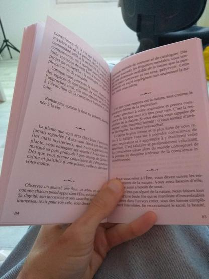 Intérieur livre : Eckhart Tolle, L'art du calme intérieur