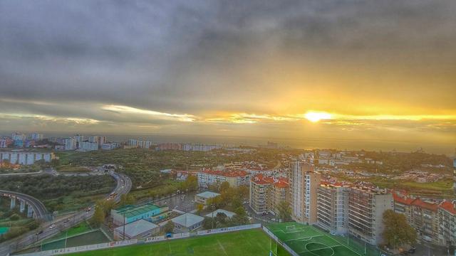 zonsopgang met uitzicht op de Taag