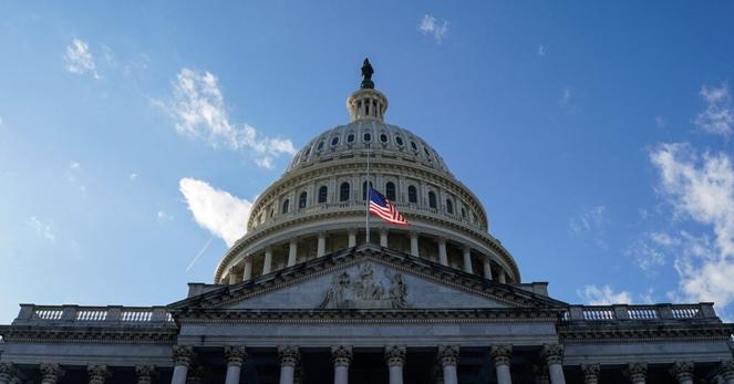 米、政府閉鎖中に模範勤務のＴＳＡ職員に1万ドルのボーナス支給へ | ロイター