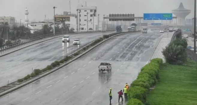 صحيفة المرصد - الأرصاد تكشف حالة الطقس المتوقعة اليوم: أمطار رعدية غزيرة تؤدي إلى جريان السيول على هذه المناطق!