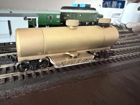 A CMC cleaning wagon, made of brass, on an OO scale model railway