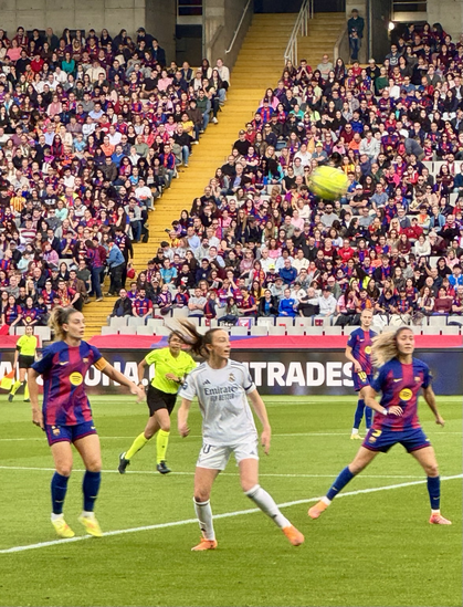 A live action shot during the Clásico femenino