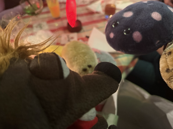 Gaston mit vielen Tribbles