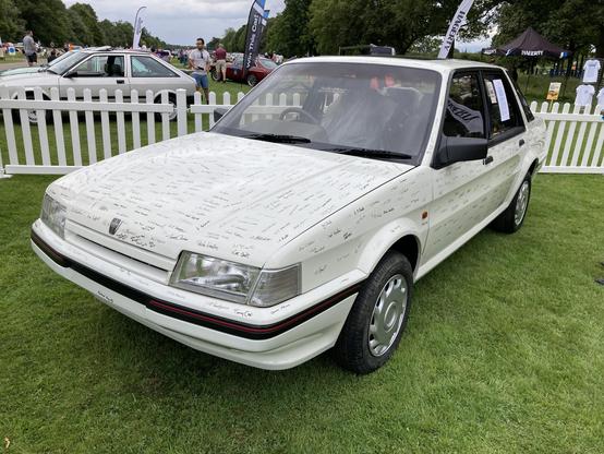 White ‘last off the line’ (Austin) Montego, front quarter view