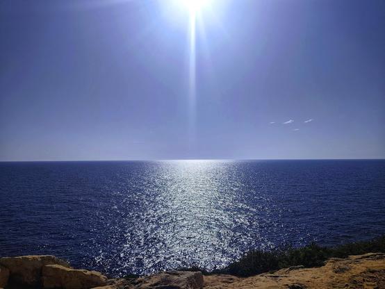 Bless the #sea , bless the #sky , bless the #sun , bless the #ground 
In the glow 🌟🌟🌟🌟🌟 
#nature 
#sunday
#life
#bliss