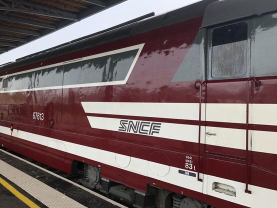 Autre avant de train qui a tiré la locomotive