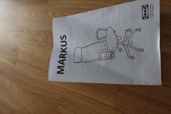 Photo of the title page of the IKEA office chair "Markus", depicting a chair.