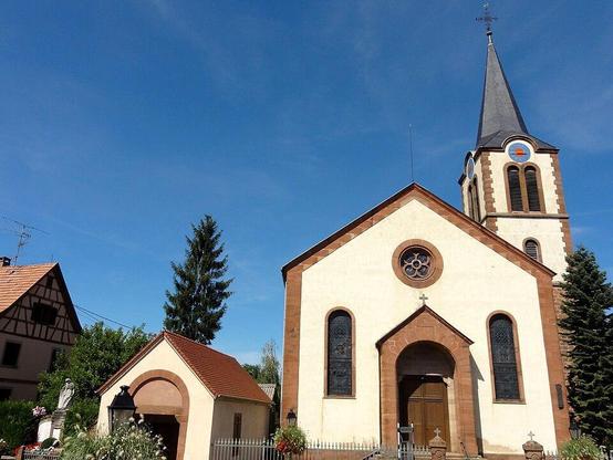 Eglise protestante à #ObermodernZutzendorf (#BasRhin) Un tabernacle mural dans la tour-choeur porte la date 1473. Après la Réforme, en 1545, l'église passe au culte protestant. Cette église médiévale a été détr...
Suite 👉 https://monumentum.fr/monument-historique/pa00135145/obermodern-zutzendorf-eglise-protestante
#Patrimoine #MonumentHistorique
Photo CC-BY-SA 4.0 : © Ralph Hammann - Wikimedia Commons