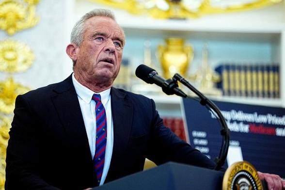 米厚生長官、ワクチン中のアルミニウム塩と食物アレルギーの関連示唆 - Bloomberg