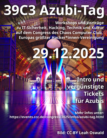 Ein Photo einer Rakete in einer Messehalle mit Glasgewölbe. Die Rakete wird von bunten Scheinwerfern angestrahlt, sodass das ganze Bild sehr farbintensiv ist. Außerdem ist das Photo extrem perspektivisch, die Rakete ist zentral und etwas erhöht. Darüber der Text des Toots sowie die Lizenz des Bildes: CC-BY Leah Oswald