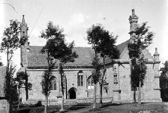 Chapelle de Kerfons-en-Kerfaouës à #Ploubezre (#CôtesDArmor) Ce sanctuaire, fondation des seigneurs de Coatfrec (ou Coëtfrec), date des XVème et XVIème siècles. Il a la forme d'un tau, le vaisseau étant flanqué...
Suite 👉 https://monumentum.fr/monument-historique/pa00089466/ploubezre-chapelle-de-kerfons-en-kerfaoues
#Patrimoine #MonumentHistorique
Photo CC-BY-SA 4.0 : Félix Martin-Sabon (1846–1933) Autres noms Felix M