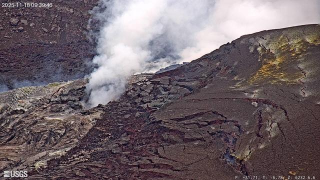 West vent in Halema'uma'u, Hawaii Volcanoes National Park