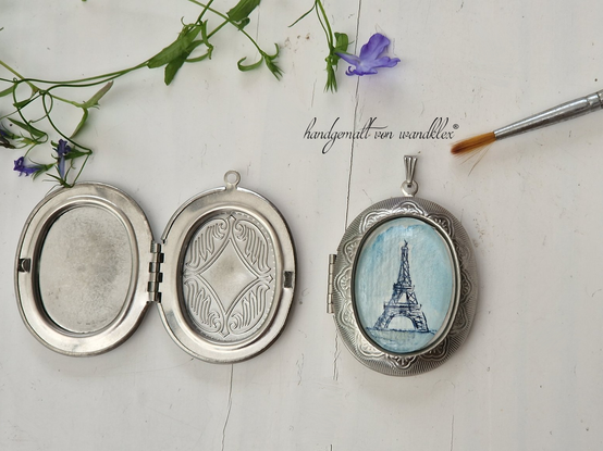 Medaillon mit handgemaltem Eiffelturm Motiv