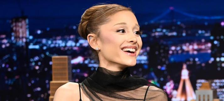 Ariana Grande durante su entrevista en 'The Tonight Show' / NBC