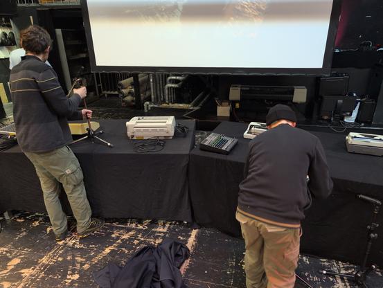 Ema and Daan setting up the microph