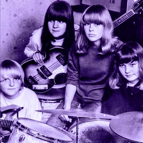 ~ Sonic Shakedown 78 Cover ~ 
... keeping you warm ... 

tap the linktree in our profile or the link in-post