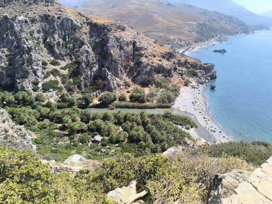 la-plage-de-preveli-oasis-palmier-crete-1-1
