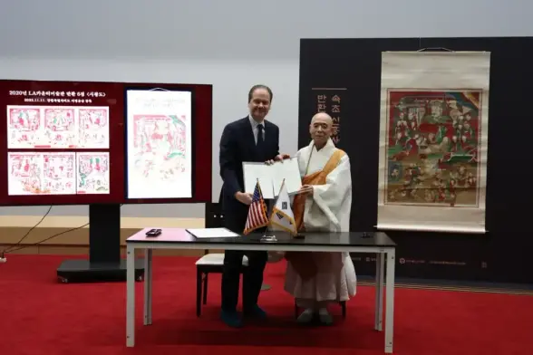 Il pannello buddhista del Decimo Re dell’Inferno torna dal MET al tempio Sinheungsa, completando il rientro di sette opere della serie Siwangdo.