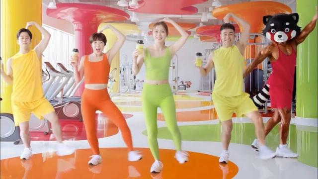 内田理央がピッタピタのジムスーツ姿でキレッキレエクササイズ／「REMPRESA（レンプレッサ）」WEBCM＋インタビュー