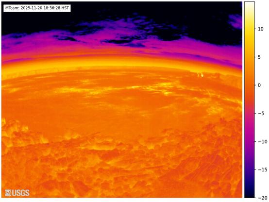 Moku'aweoweo Caldera thermal webcam, Hawaii Volcanoes National Park