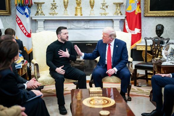 Volodimir Zelenski discute con Donald Trump, el 28 de febrero de 2025, durante su visita a la Casa Blanca, en Washington. (Jabin Botsford / The Washington Post via Getty Images)