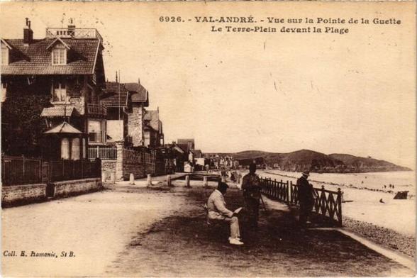 Val-Andre Vue sur la Pointe de la Guette (#CôtesDArmor)  #CartePostaleAncienne 👉 https://cartorum.fr/carte-postale/721545/val-andre-vue-sur-la-pointe-de-la-guette