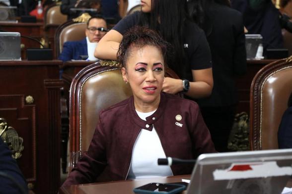 Rebeca Peralta León,