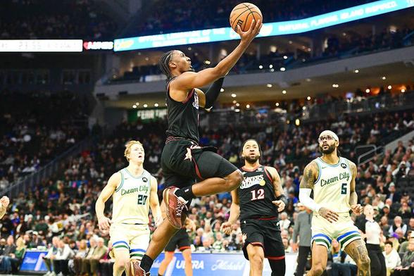 Star guard Maxey powers Sixers over Bucks