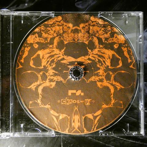 "No gods, only everlasting compost" Memero + ChaosVG 
Release CD-R Jewelbox inside view with Compact disk