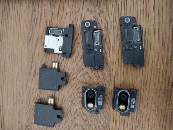 Fairphone 3 Teile: 2x Top+ Modul, 2x Kamera+ Modul, 2x Lautsprecher, 1x Untermodul