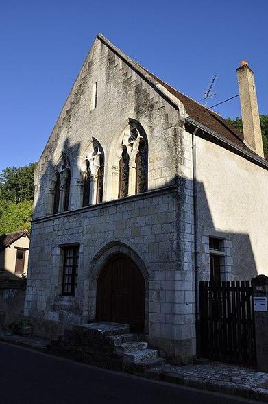 Maison gothique à #Lavardin (#LoirEtCher) La maison actuelle, restaurée aux XIXe et XXe siècles, a conservé en grande partie sa volumétrie. A l'origine, le pignon sur cour était en pan de bois. A l'intérieur, l...
Suite 👉 https://monumentum.fr/monument-historique/pa41000038/lavardin-maison-gothique
#Patrimoine #MonumentHistorique
Photo CC-BY-SA 4.0 : Chatmouettes