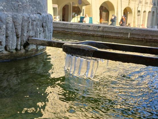 Ice formation on fountain