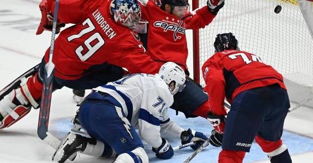 Hagel scores twice as Lightning hold on to top Capitals 5-3