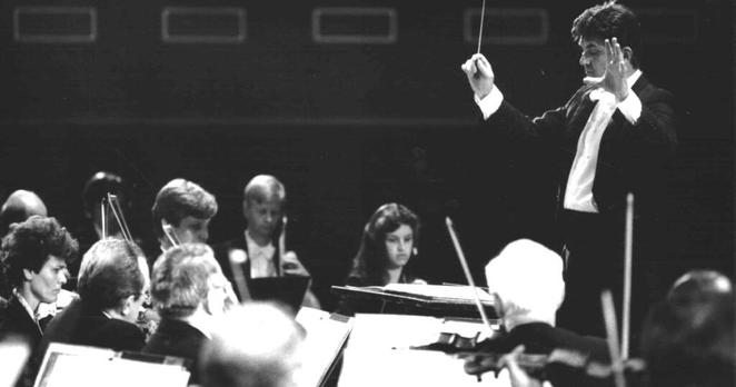 When Prague connected with Tokyo: The first digital radio broadcast 40 years ago