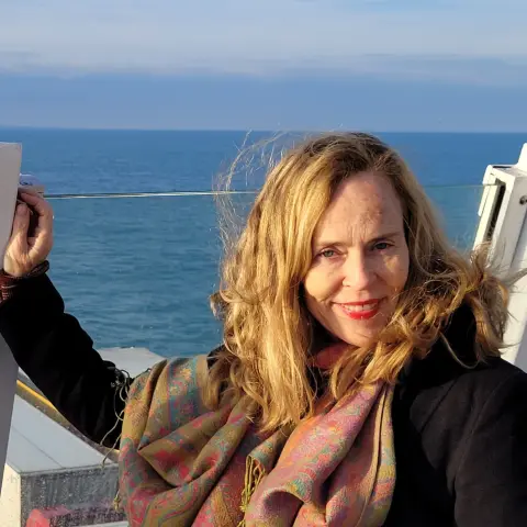 Photo of actor/acting coach Isabelle Mann.