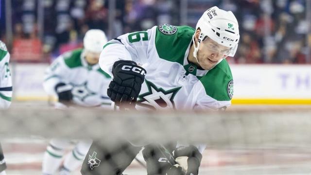 Stars' Mikko Rantanen ejected for hit on Flames' Matt Coronato