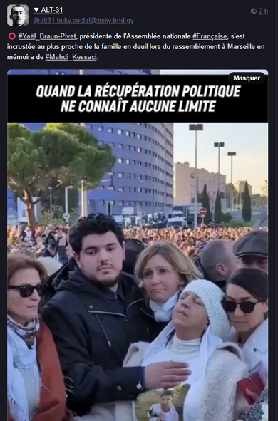 La présidente de l'AN, Yael Braun-Pivet impose sa présence parmi les membres endeuillés de la famille Kessaci, ce à des fins électoralistes de façon aussi flagrante qu'indécente et méprisante envers eux.