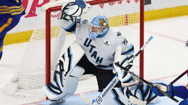 DeSimone scores go-ahead goal in 3rd, Mammoth beat slumping Rangers to stop 4-game skid