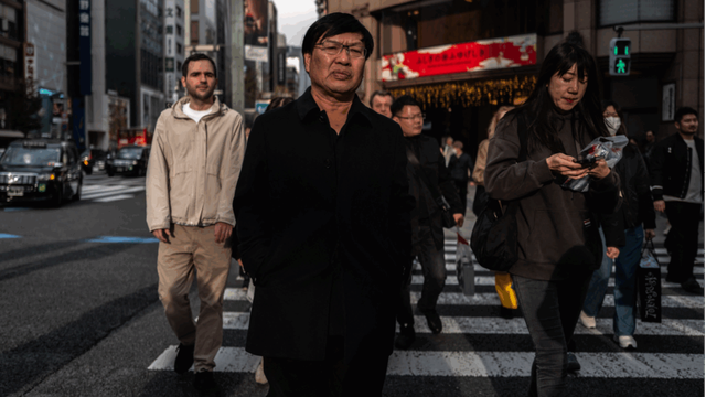 Japan's flu cases hit warning level at fastest pace in 10 years