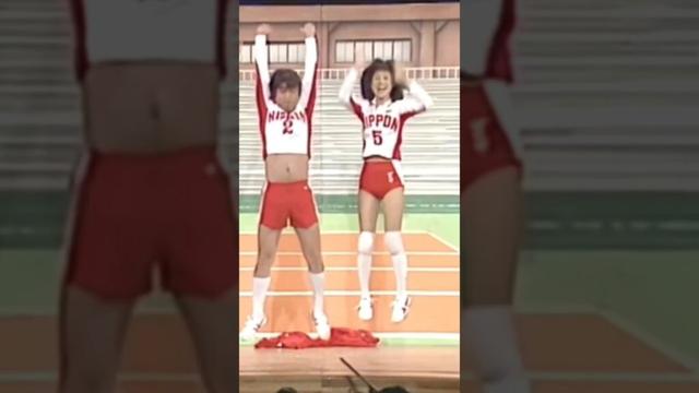 松田聖子 親友と一緒にジャンプ‼️
