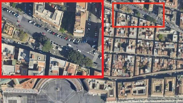 Veduta di piazza Americo Capponi, area interessata dal progetto di parcheggio interrato contestato dai residenti