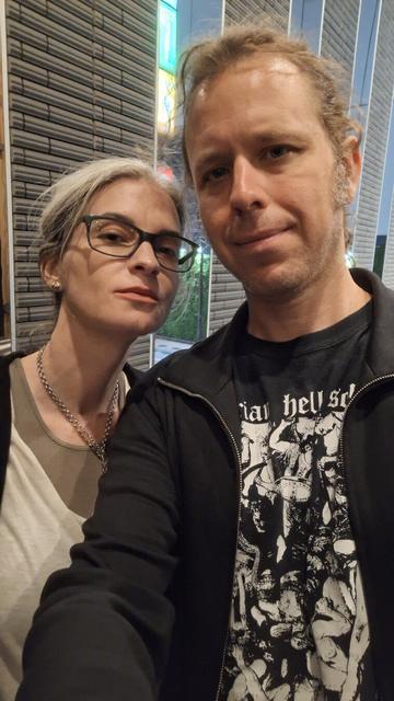 Katherine and Duane take a group selfie. 🙃