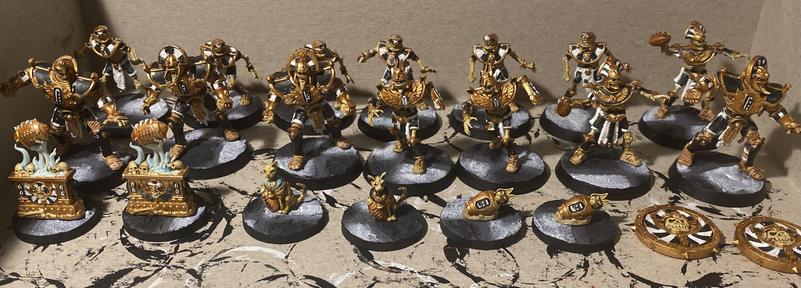 Tomb kings blood bowl team in gold, white and black colours.