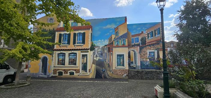 Artwork by Manfred Landreau in Les Sables-d’Olonne, France