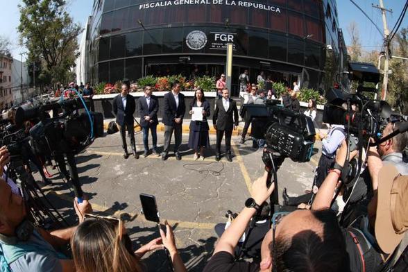 Integrantes de Acción Nacional presentan denuncia