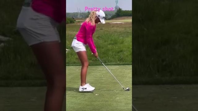 Looks good in pink. #girlgolfers #golf