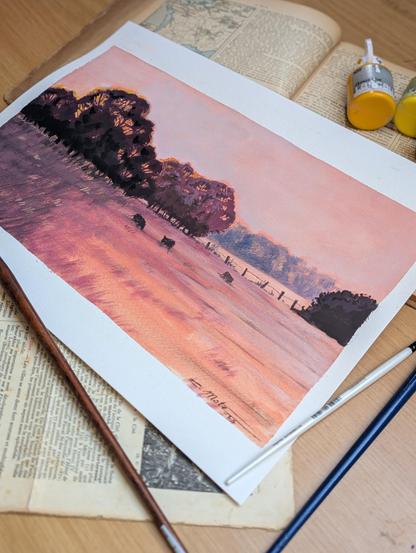 Photo d'une peinture à la gouache d'un paysage rural : arbres, clôtures, haies et bovins, coucher de soleil