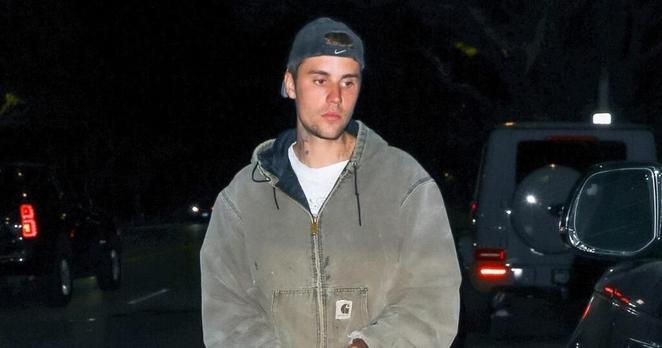 Justin Bieber Caught Peeing Mid-Game on Golf Course